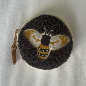 Embroidered Bee Round Coin Purse in Navy and Cream